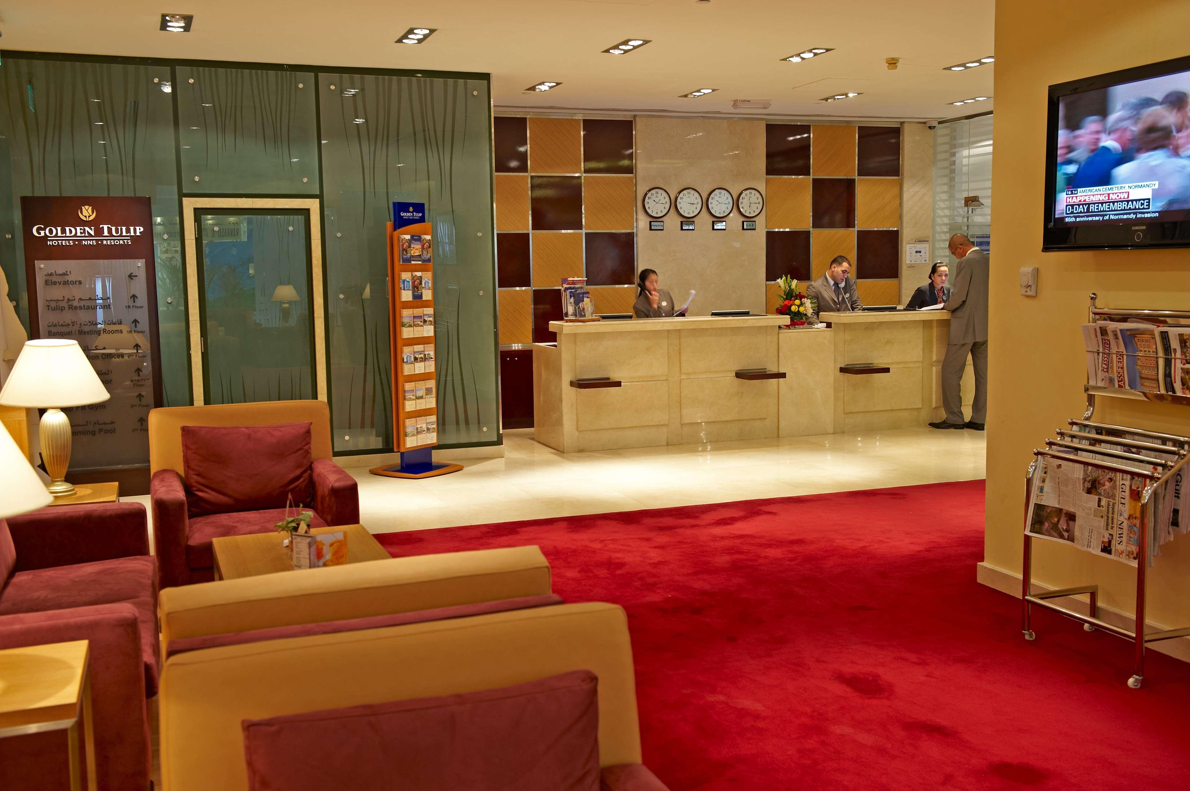 Golden Tulip Sharjah Aparthotel Bagian luar foto